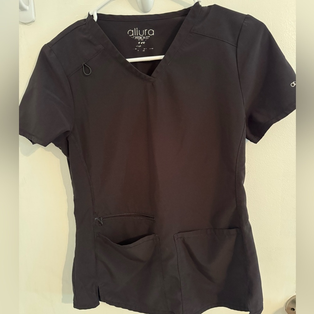 Allura Cherokee V-Neck Scrub Top